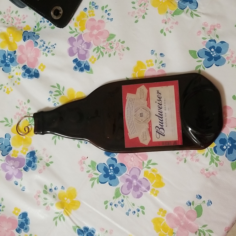 BUDWEISER WALL PLAQUE -SPOON REST-REAL BOTTLE
